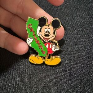 Disney Mickey Mouse California Pin - Green, Red, Yellow